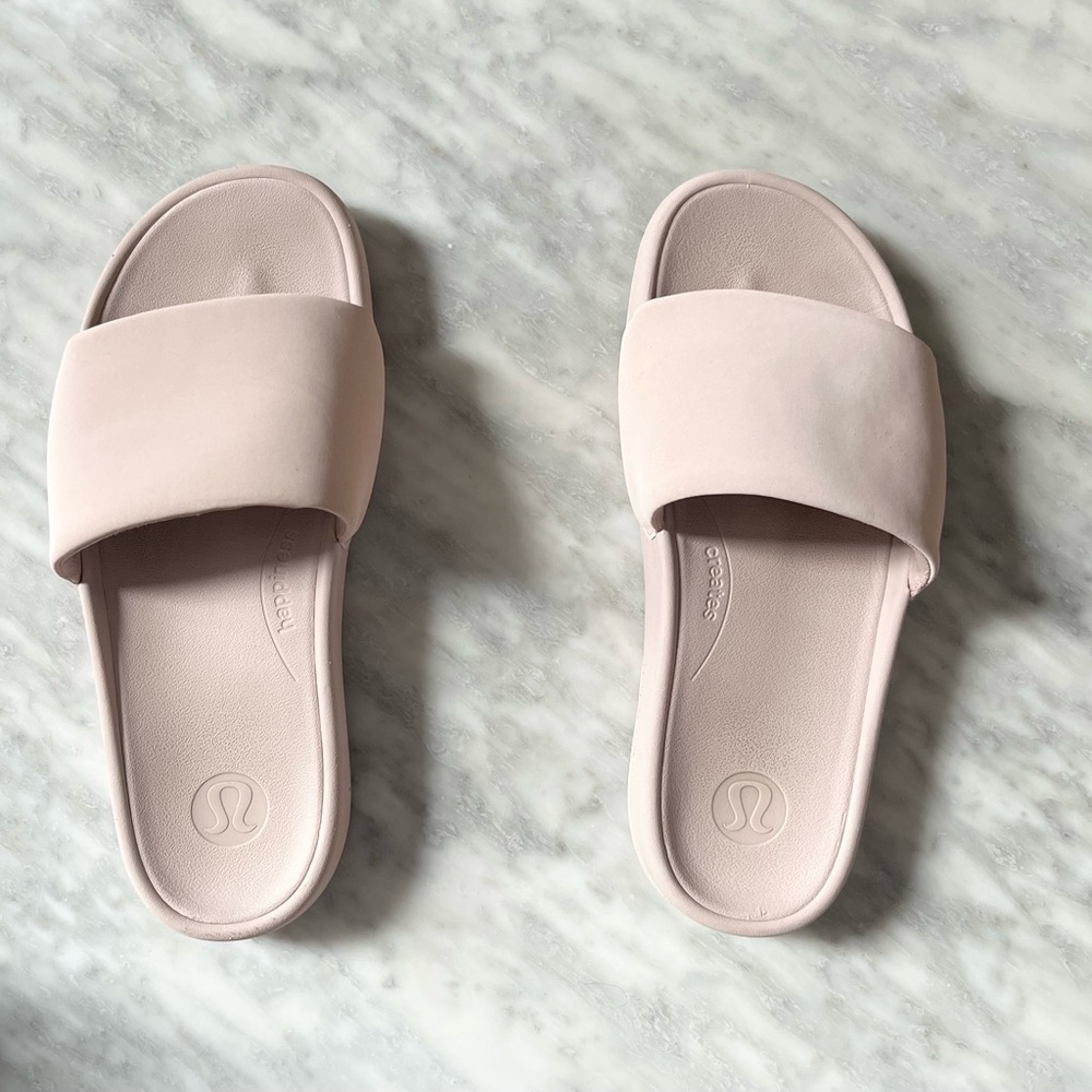 Lululemon Restfeel slides